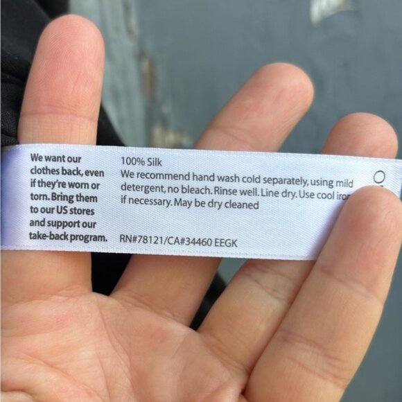 Eileen Fisher Black Stretch Silk Jersey Scoop Neck Tank, size XS - Picture 8 of 8